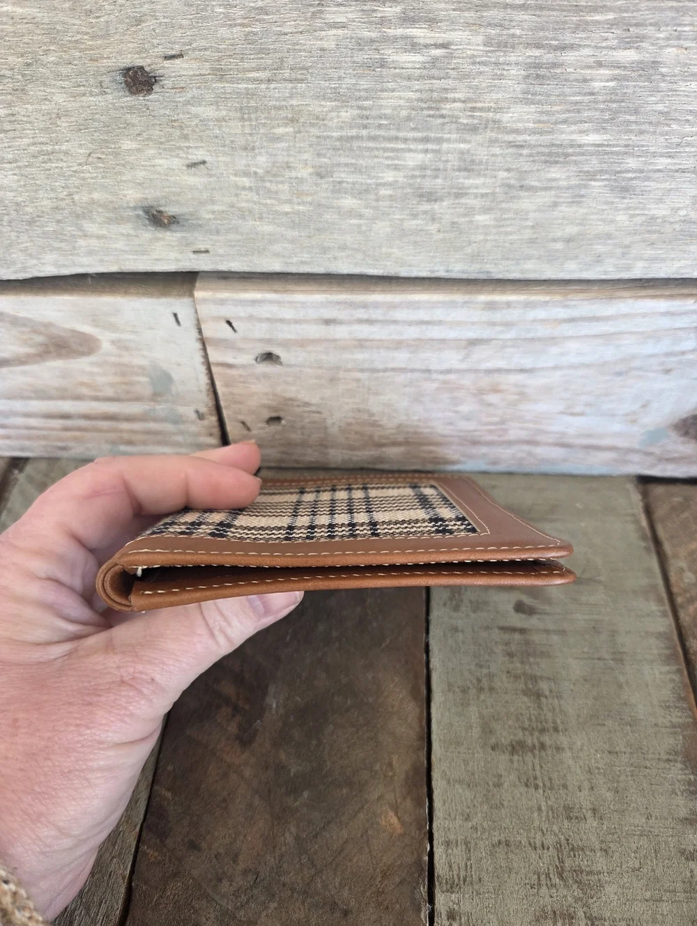 5A Baker & Company Bifold Wallet - Picture 5 of 11